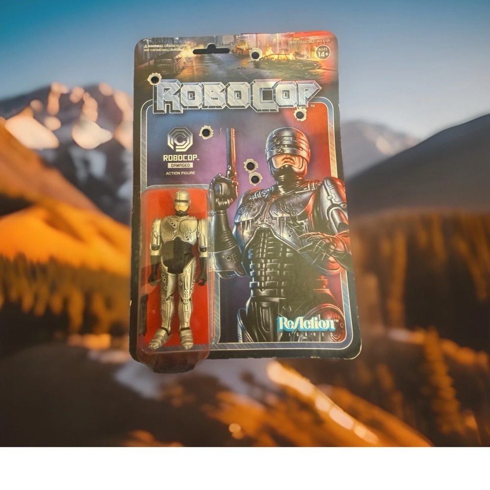 Super7 ReAction ROBOCOP Battle Damaged 3.75" Action Figure NEW IN PACK SEALED